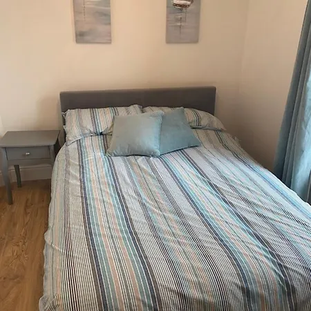 Apartment With Sea View *