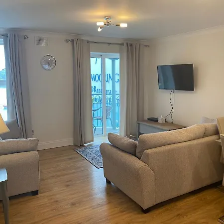 With Sea View Apartment